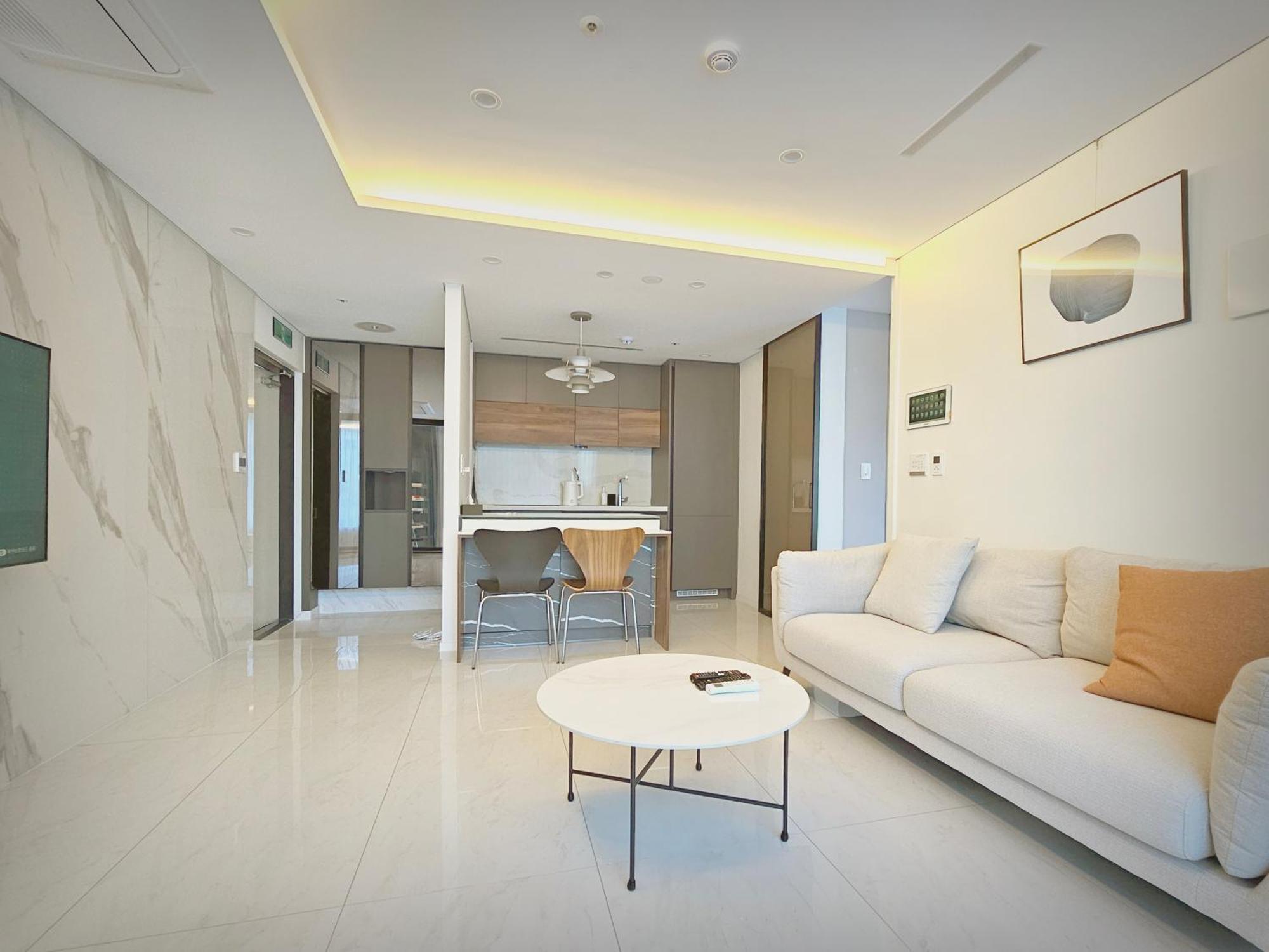 Uh Flat The Seocho Apartment Сеул Екстериор снимка