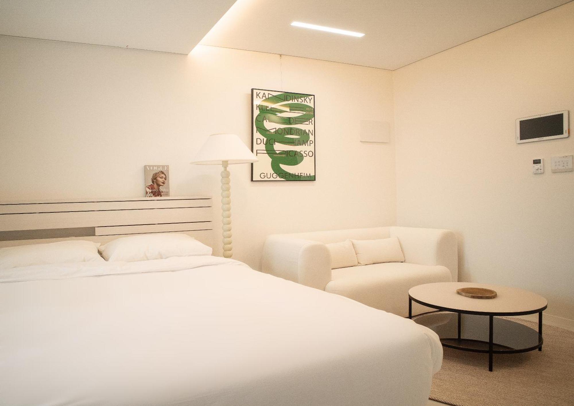 Uh Flat The Seocho Apartment Сеул Екстериор снимка