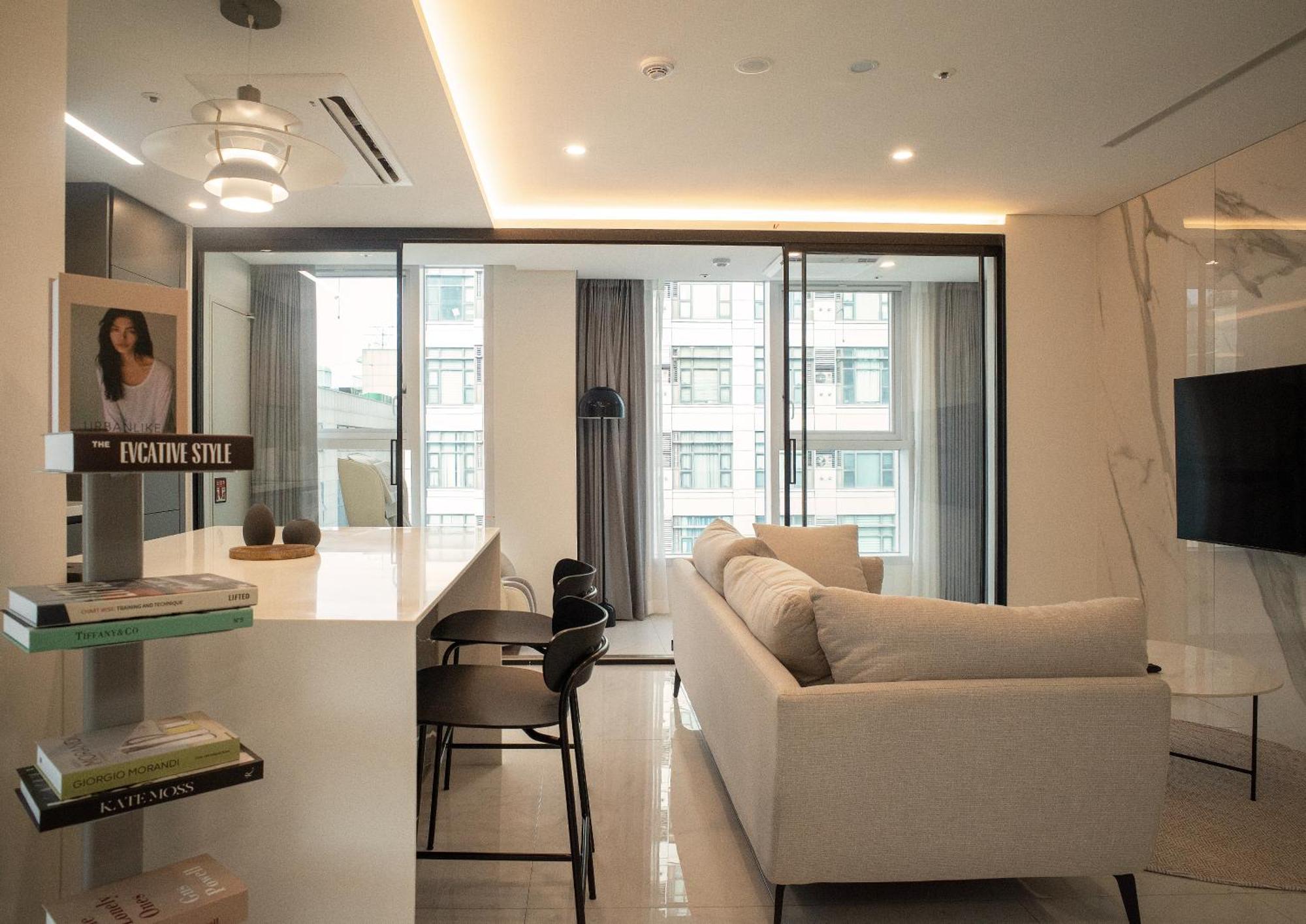 Uh Flat The Seocho Apartment Сеул Екстериор снимка