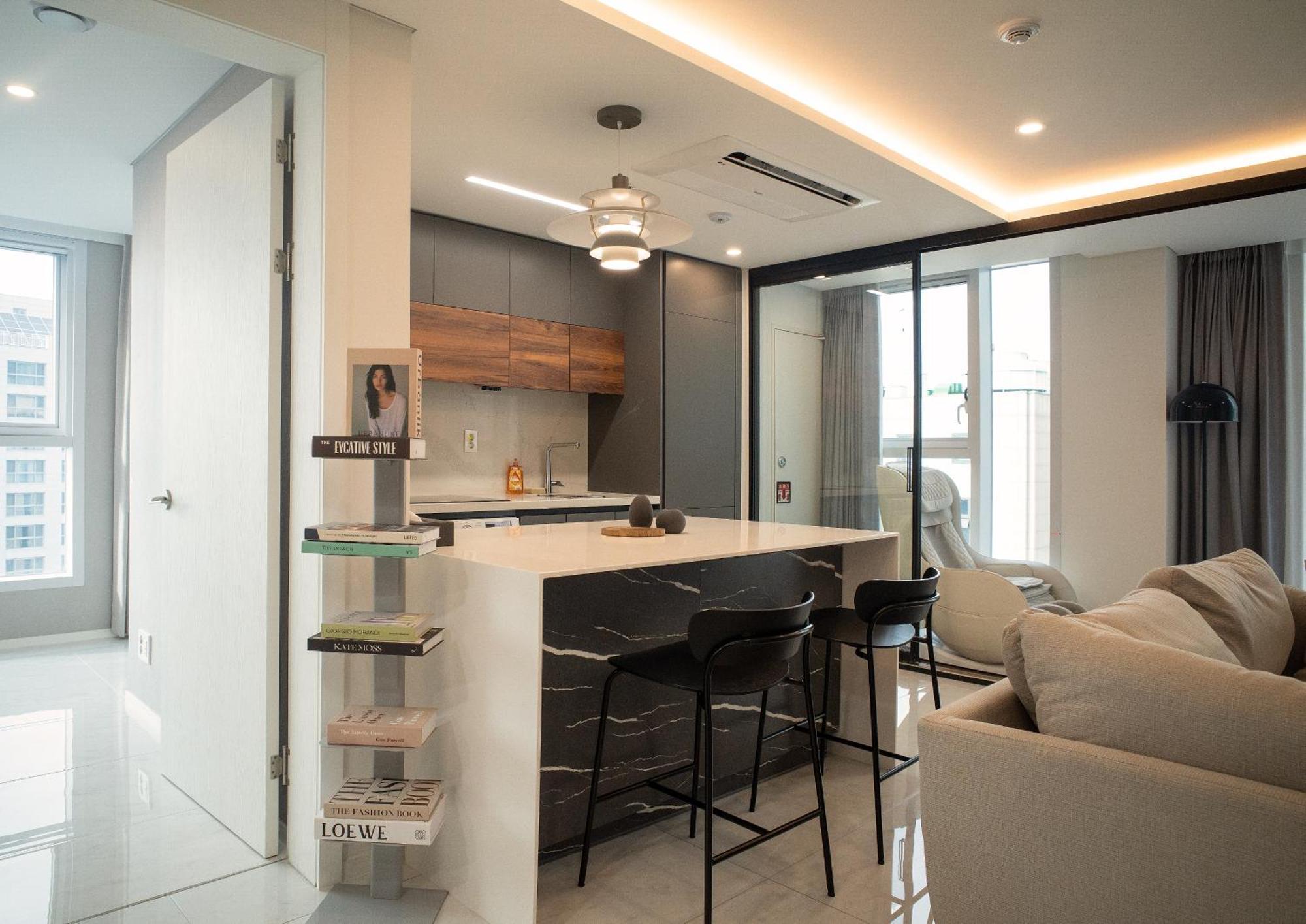 Uh Flat The Seocho Apartment Сеул Екстериор снимка