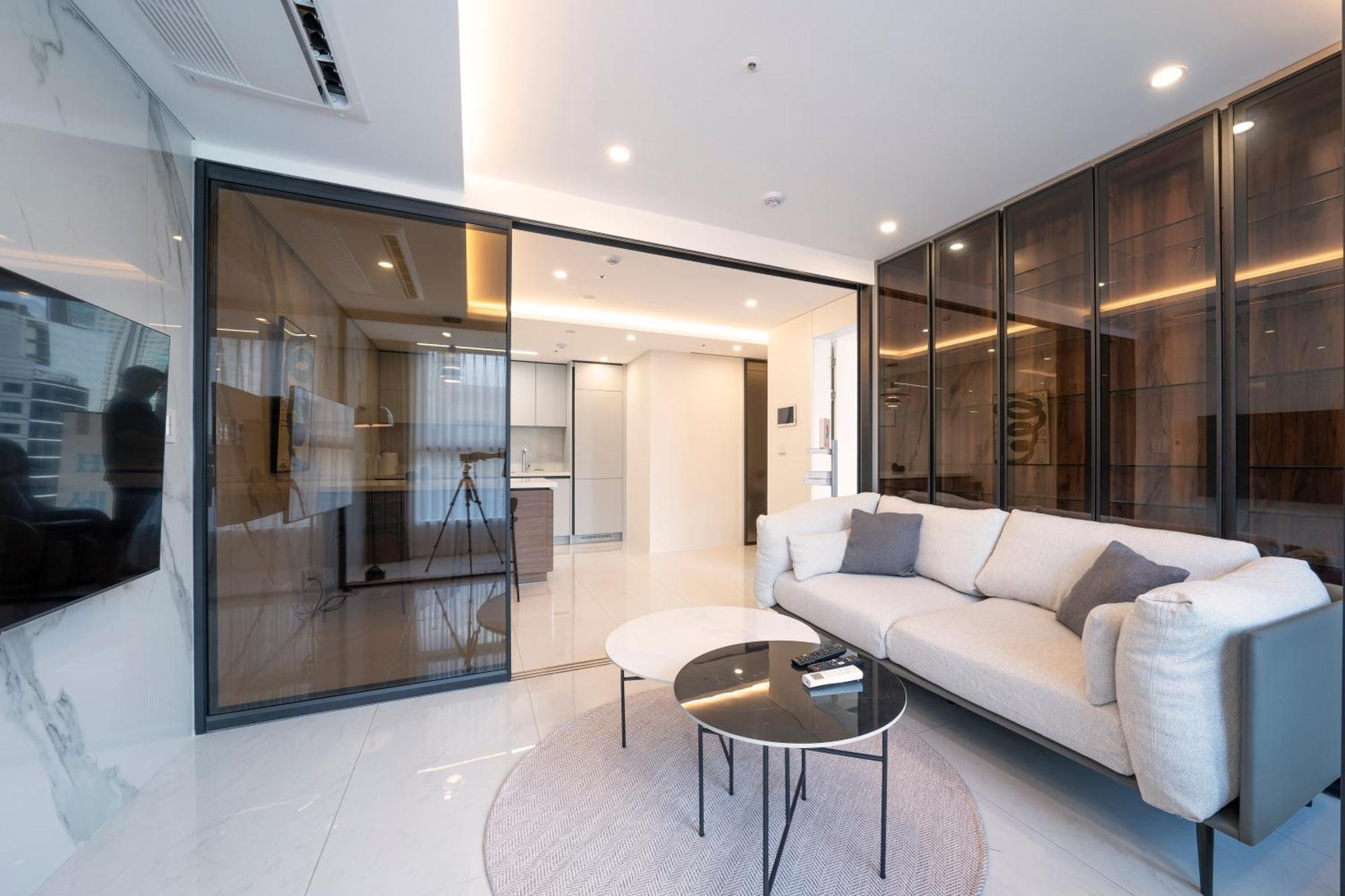 Uh Flat The Seocho Apartment Сеул Екстериор снимка
